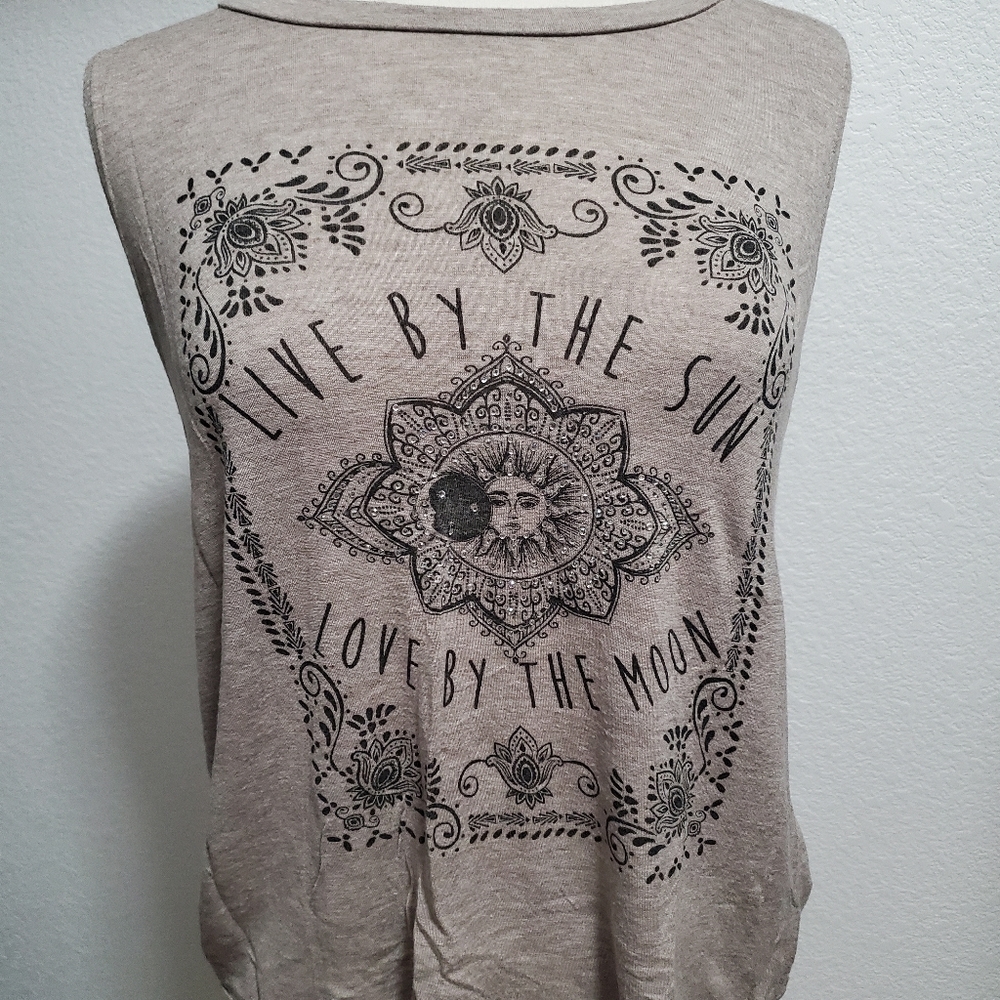 Sun moon muscle shirt size Large